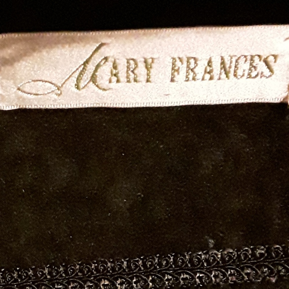 HP!!⚡MARY FRANCES HANDBAG / PURSE ⚡5/20/18 - Picture 5 of 5